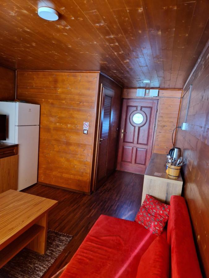 Bora Bora Na Slnecnych Jazerach Apartment Senec Ngoại thất bức ảnh