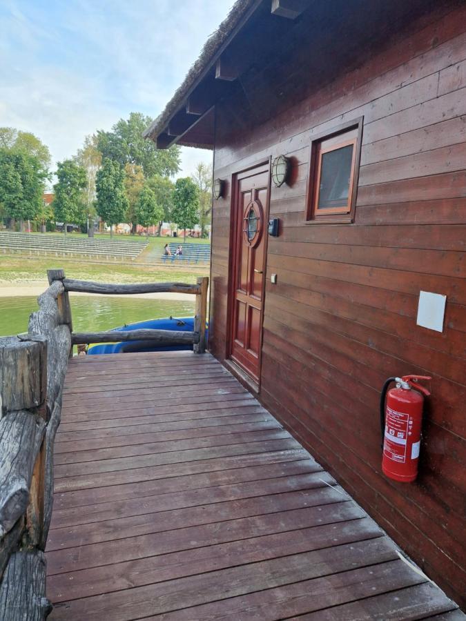 Bora Bora Na Slnecnych Jazerach Apartment Senec Ngoại thất bức ảnh